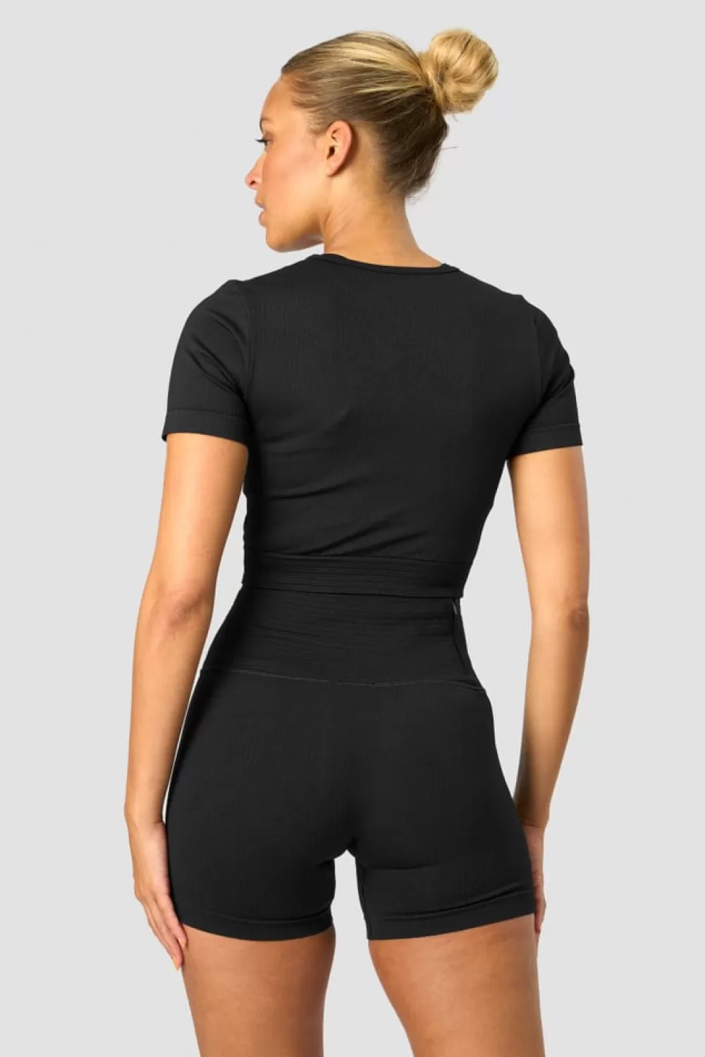 Women ICIW Ribbed Define Seamless Cropped T-shirt Black