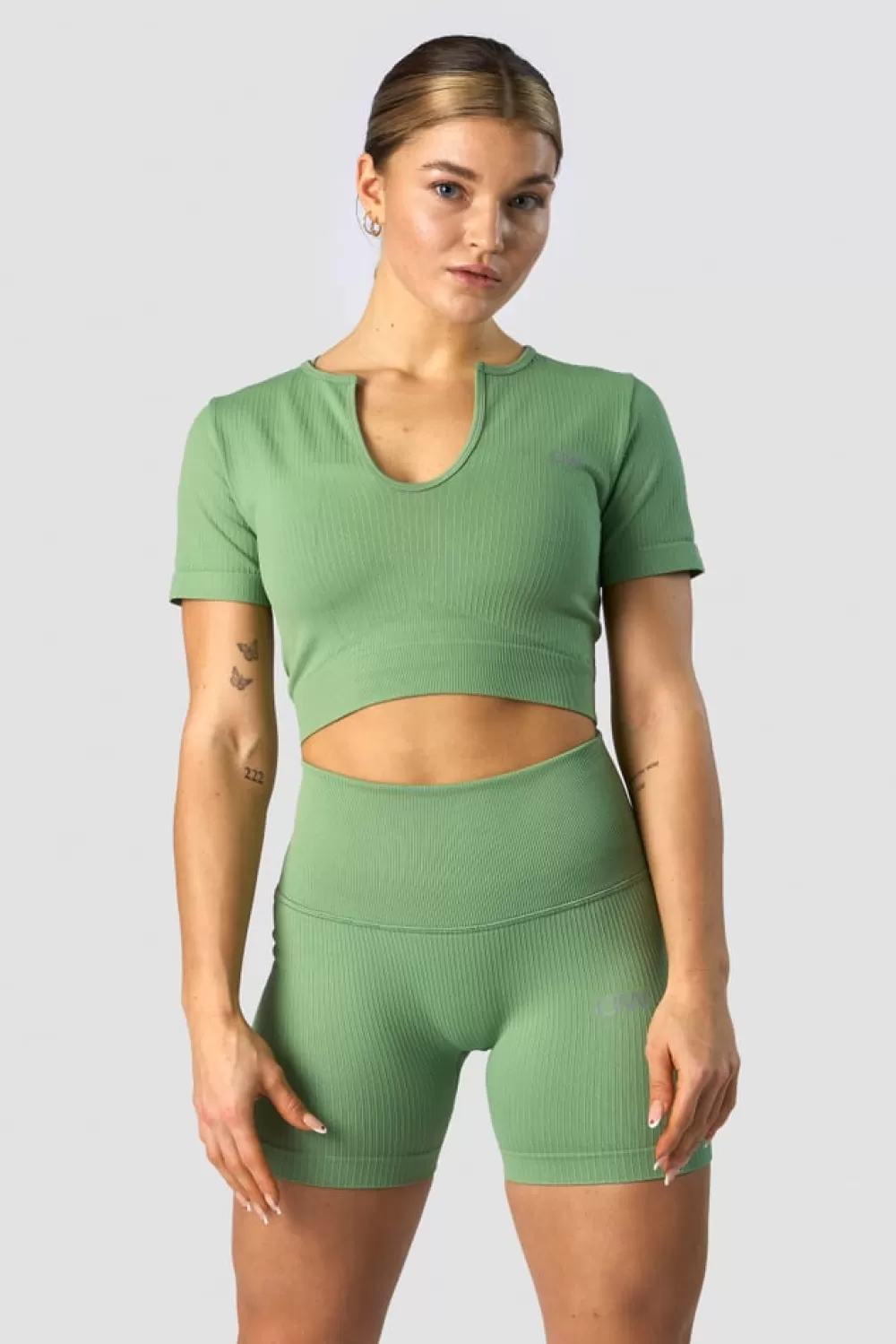 Women ICIW Ribbed Define Seamless Cropped T-shirt Light Green