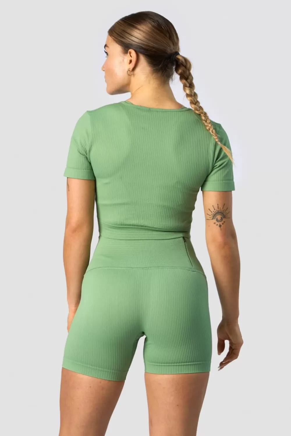 Women ICIW Ribbed Define Seamless Cropped T-shirt Light Green