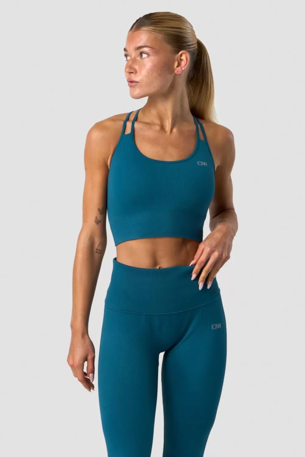 Women ICIW Ribbed Define Seamless Sports Bra Teal