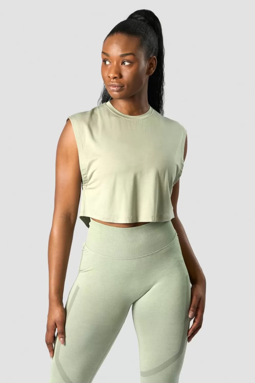 Women ICIW Rush Cropped Tank Top Light Sage Green