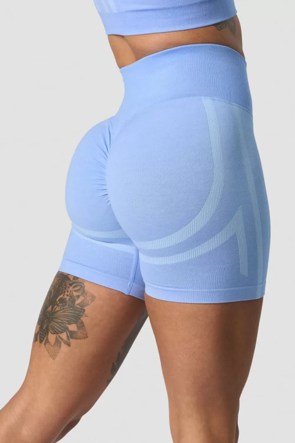 Women ICIW Rush Seamless Shorts Soft Blue Melange