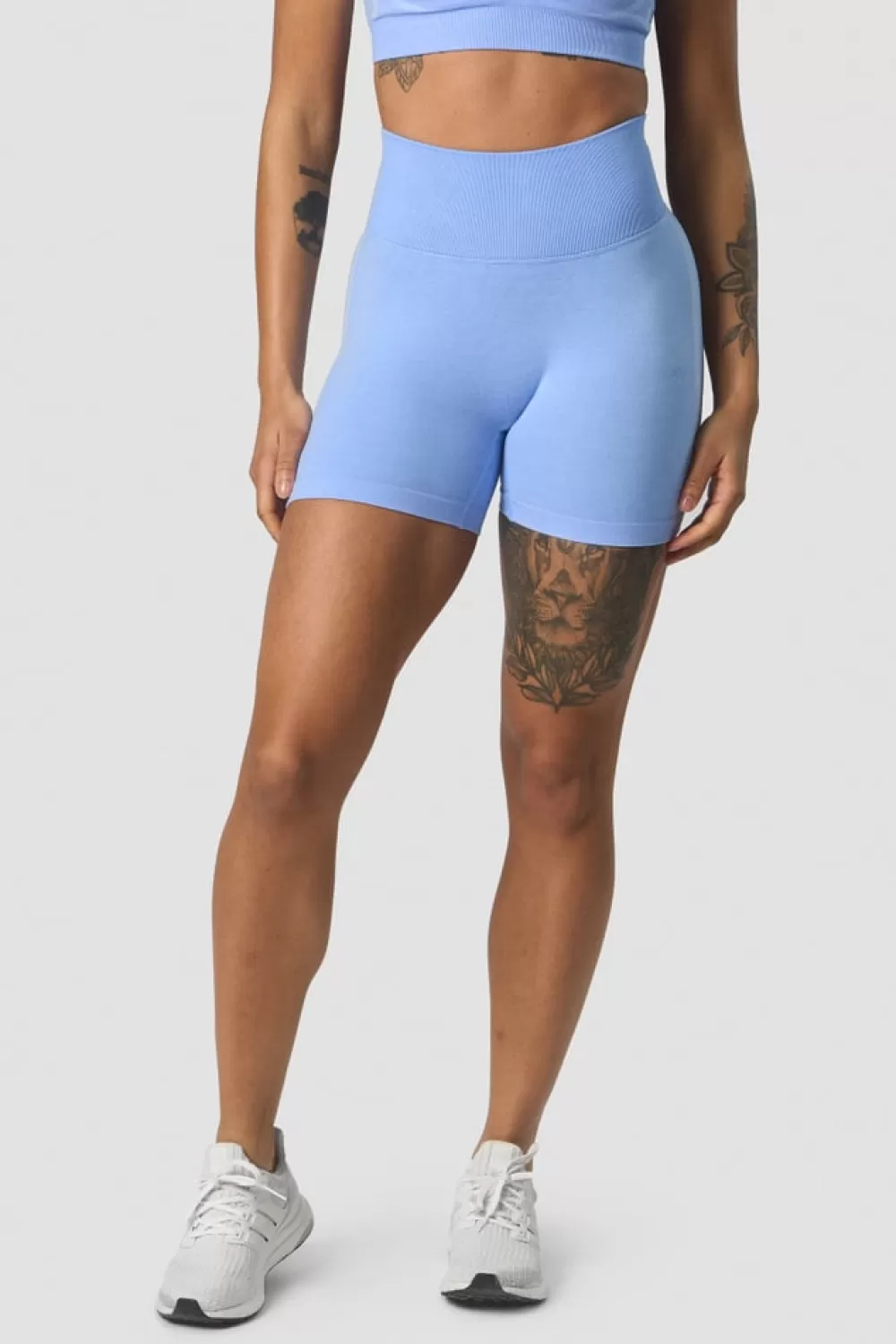 Women ICIW Rush Seamless Shorts Soft Blue Melange