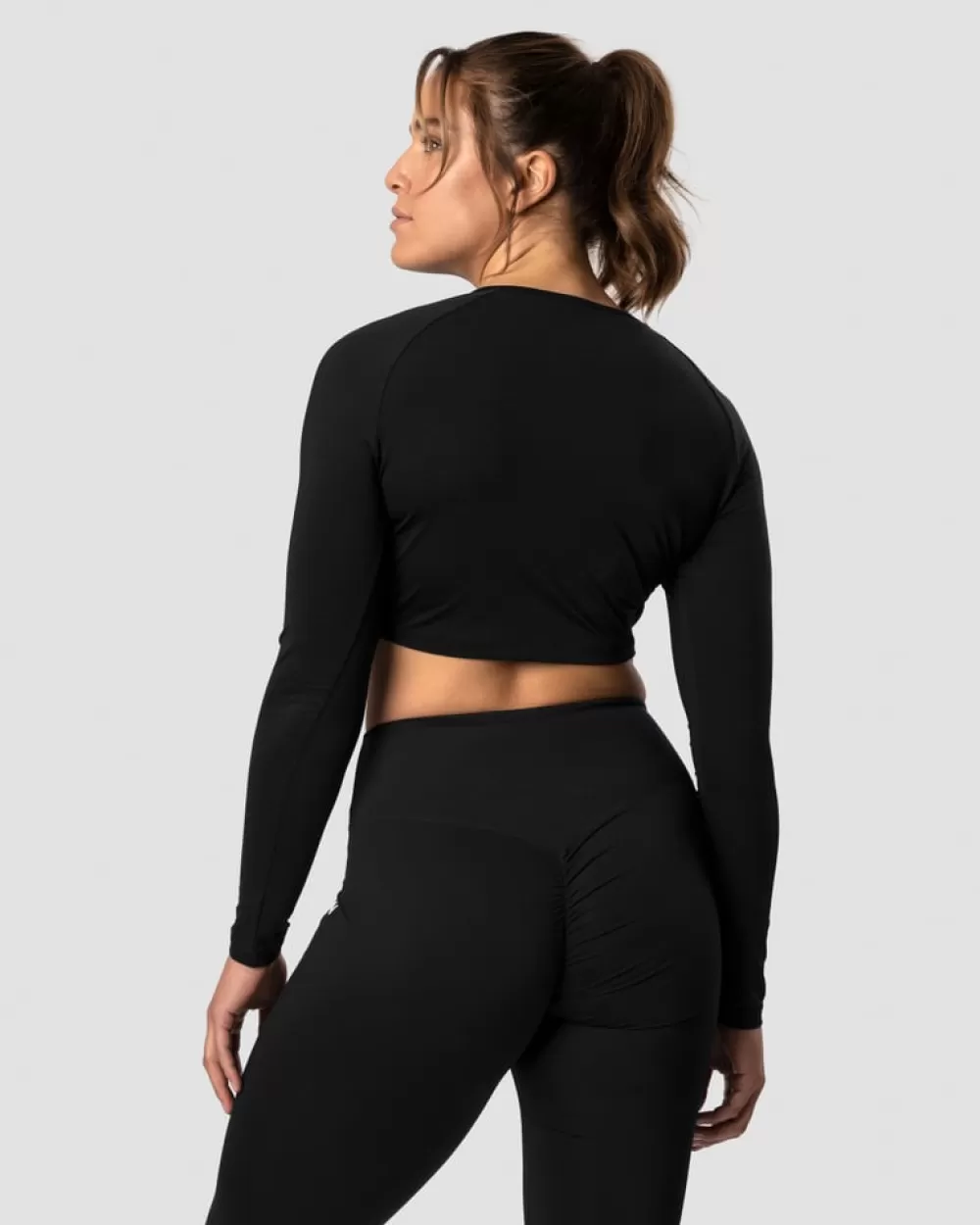 Women ICIW Scrunch Long Sleeve Black Wmn