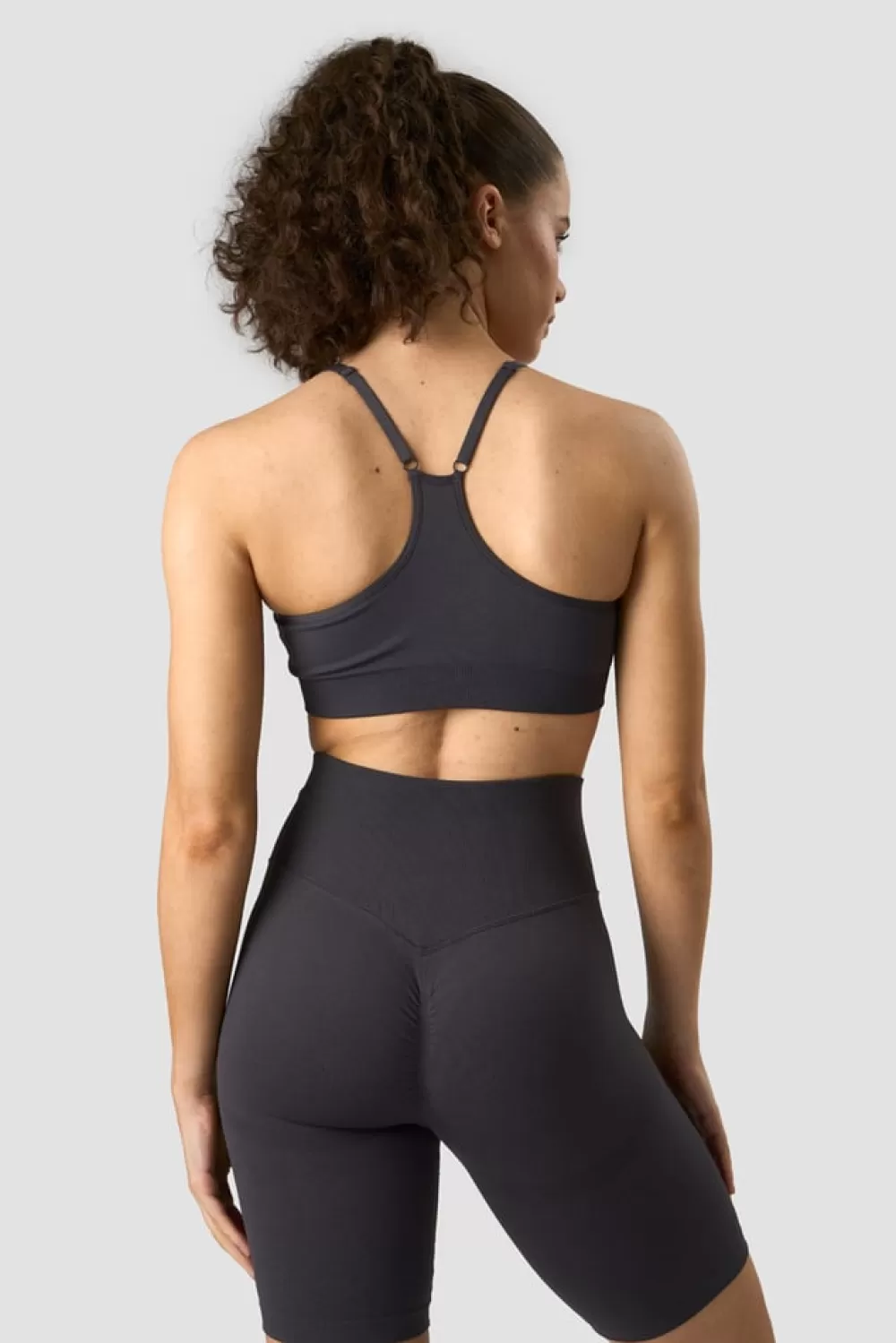 Women ICIW Scrunch Seamless Sports Bra Graphite