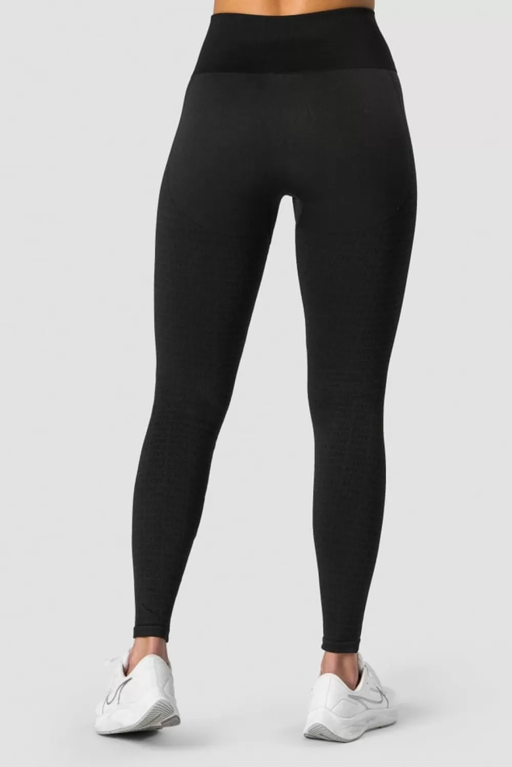 Women ICIW Signature Seamless Tights Black