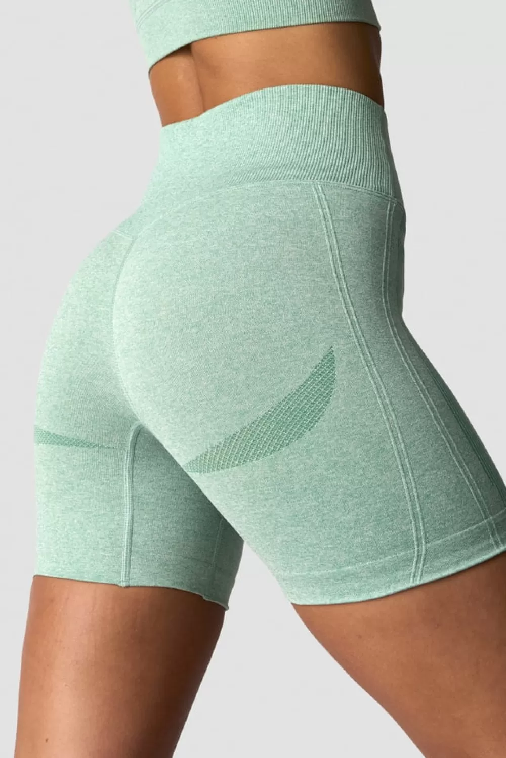 Women ICIW Soft Seamless Shorts Wmn Light Green Melange