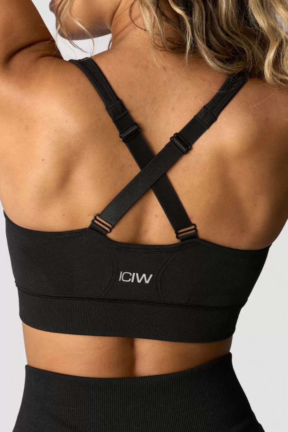 Women ICIW Soft Seamless Adjustable Sports Bra Black