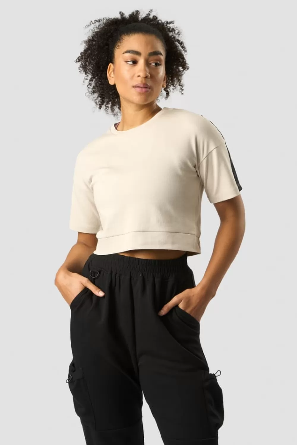 Women ICIW Stance Cropped T-shirt Wmn Beige