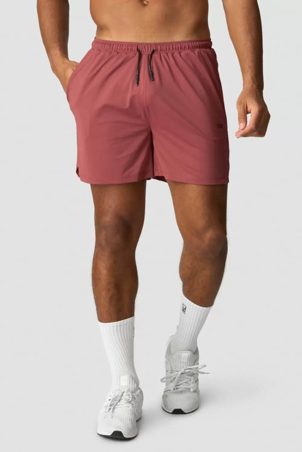 ICIW Stride Shorts Men Brick Red