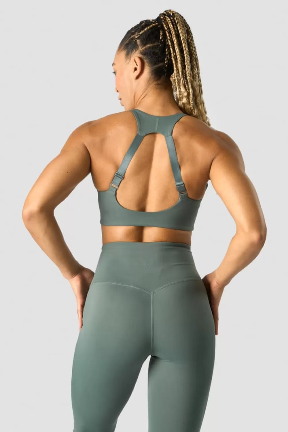 Women ICIW Stride Sports Bra Sea Green