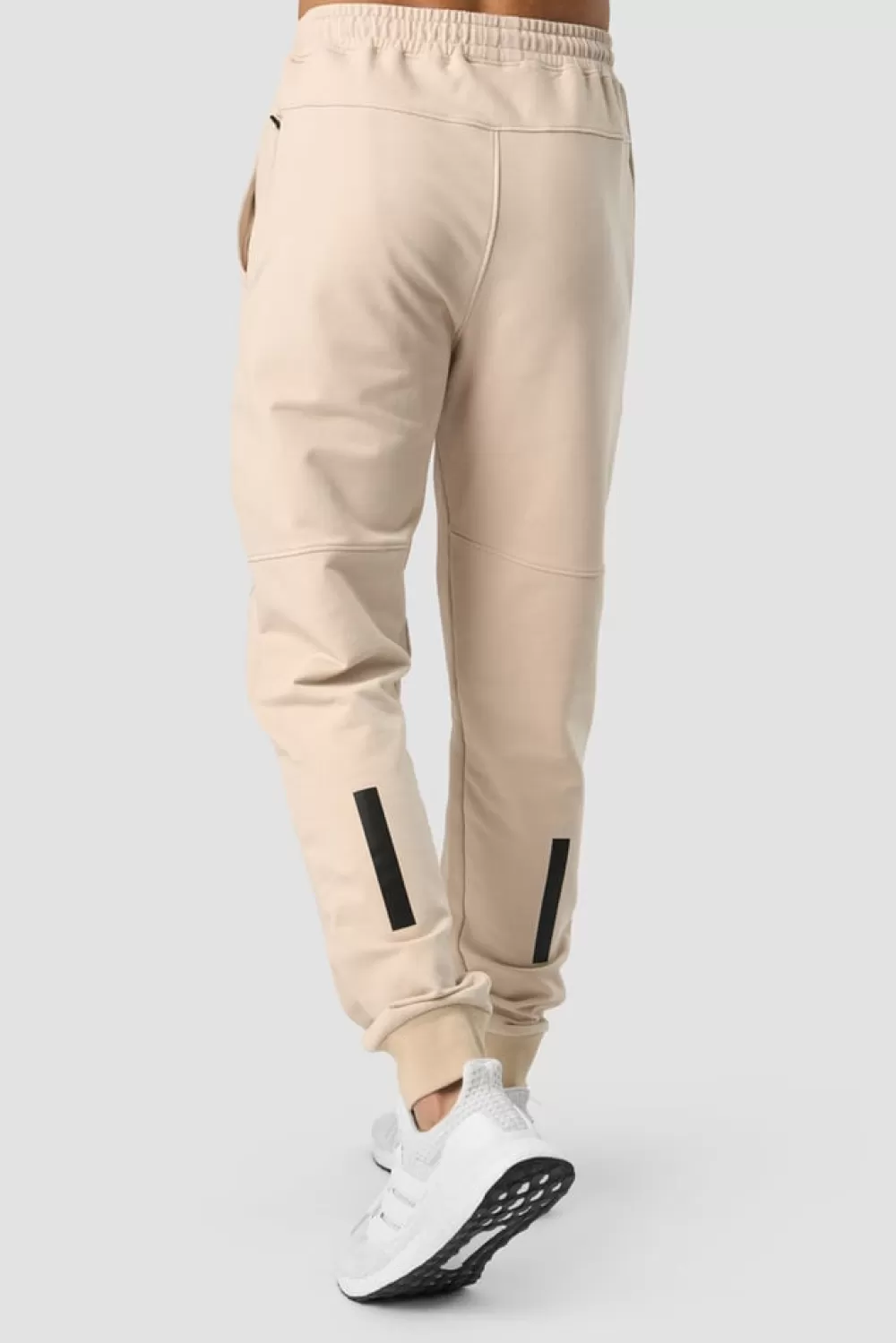 ICIW Stride Sweat Pants Men Beige