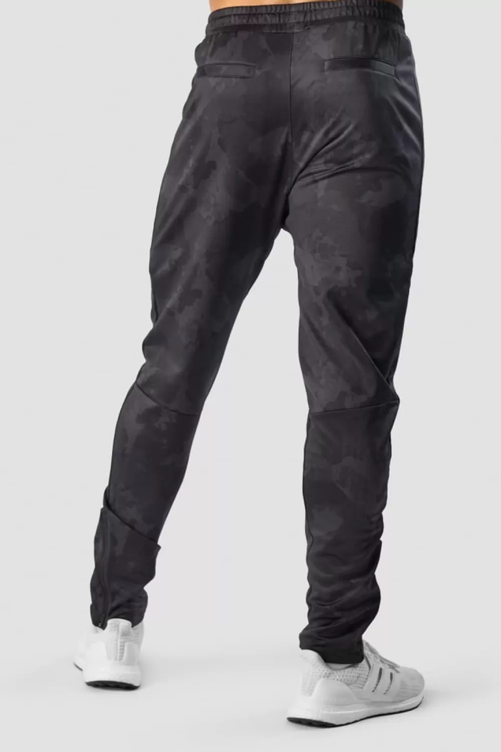 ICIW Training Club Warm Up Pants Men Black Camo