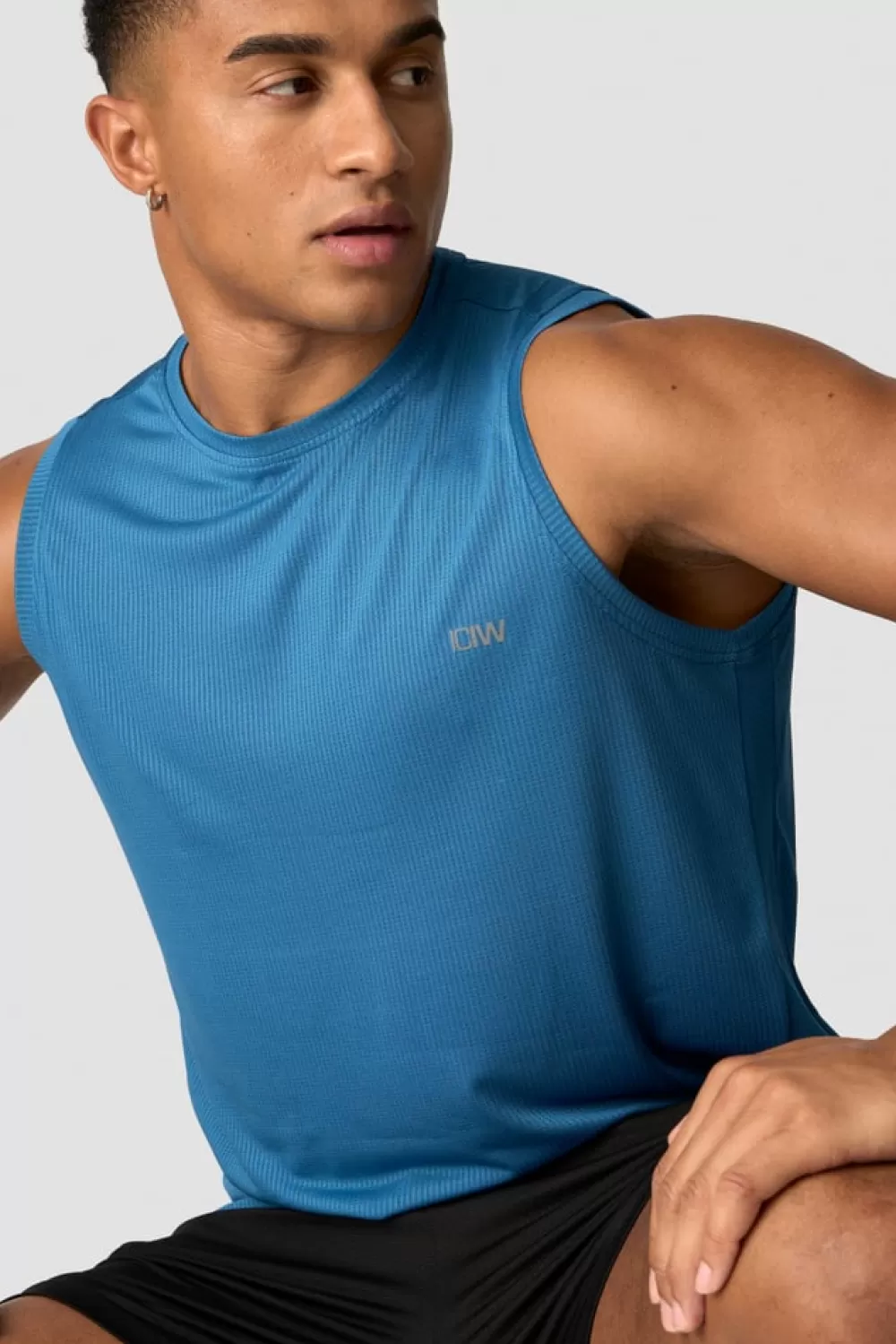 ICIW Training Tank Men Light Blue