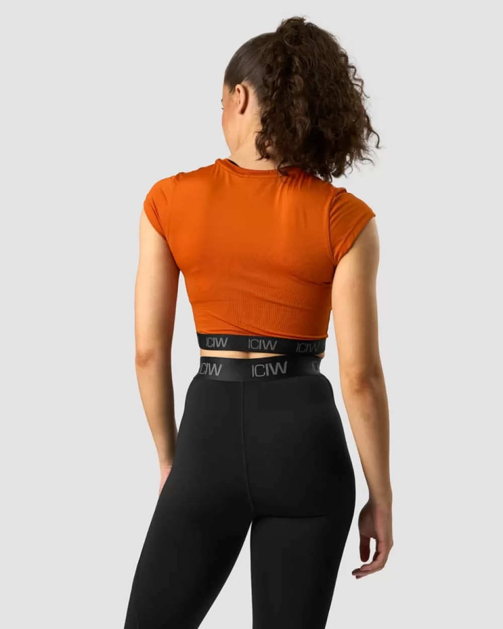 Women ICIW Ultimate Training Cropped T-shirt Amber