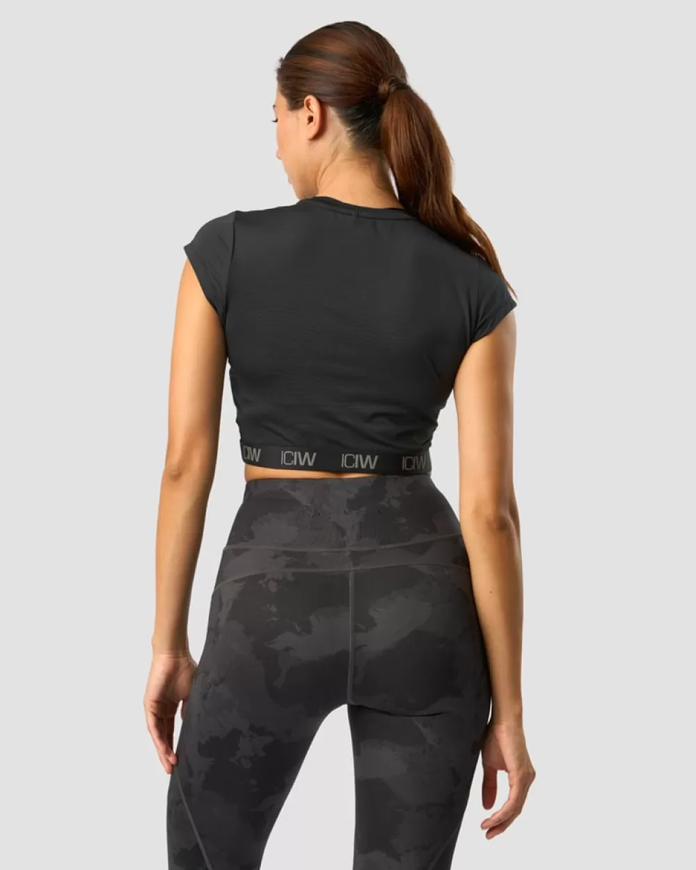 Women ICIW Ultimate Training Cropped T-shirt Black