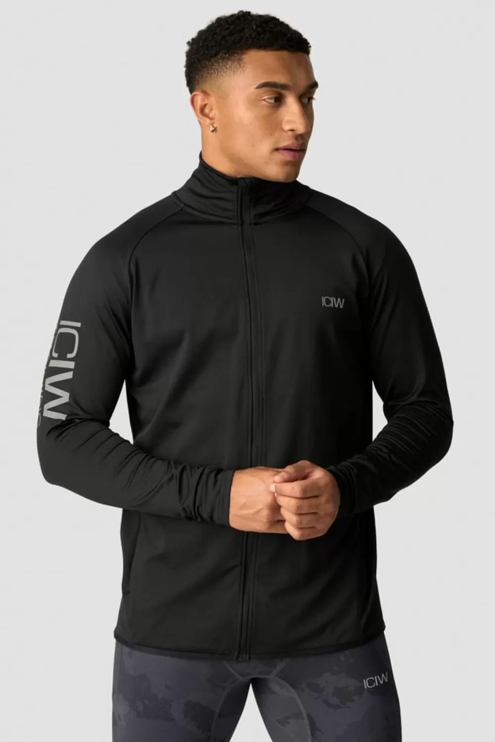 ICIW Ultimate Training Zipper Black